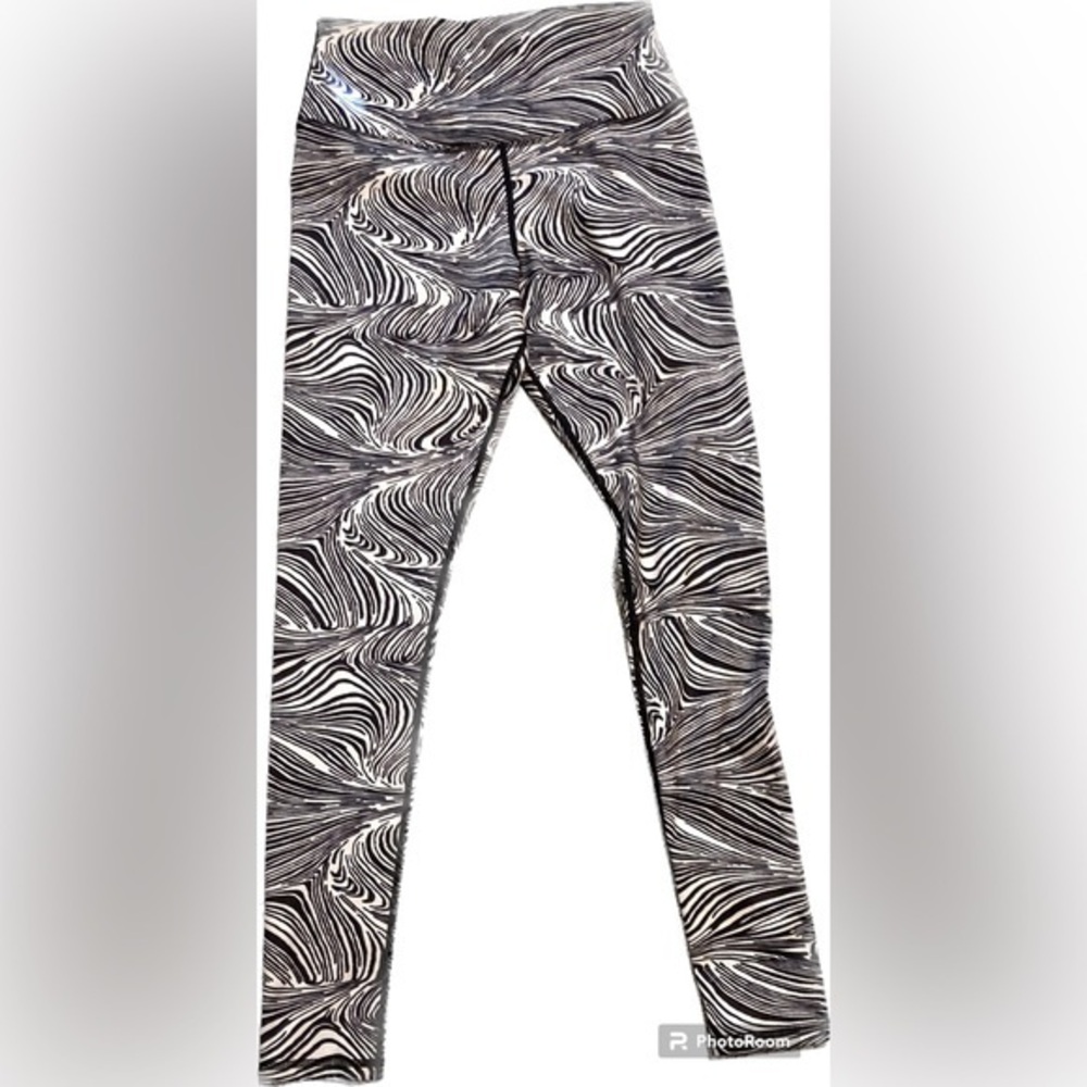 Glyder Zebra Leggings - M EUC